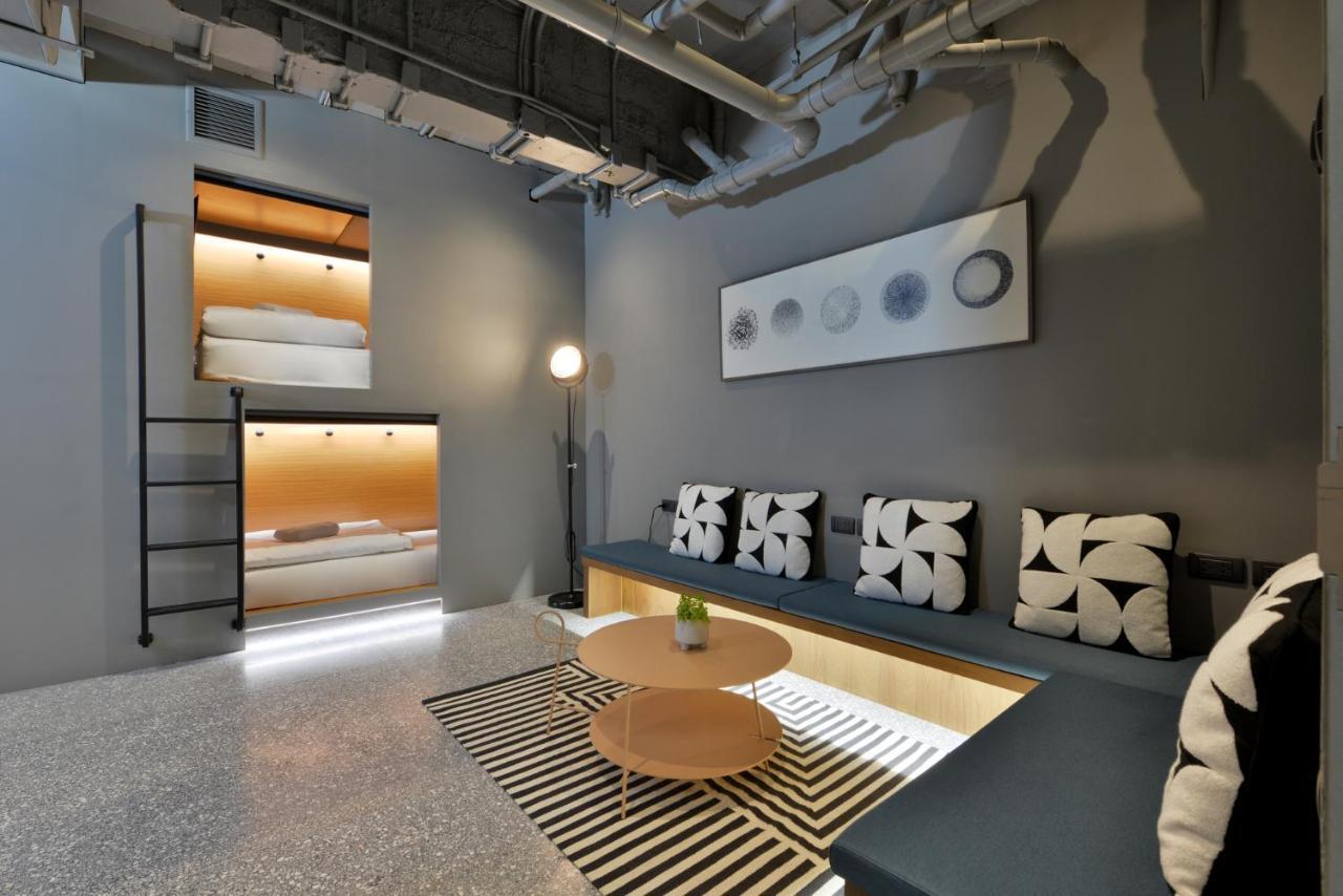 Tiang Studio Bangkok Bagian luar foto