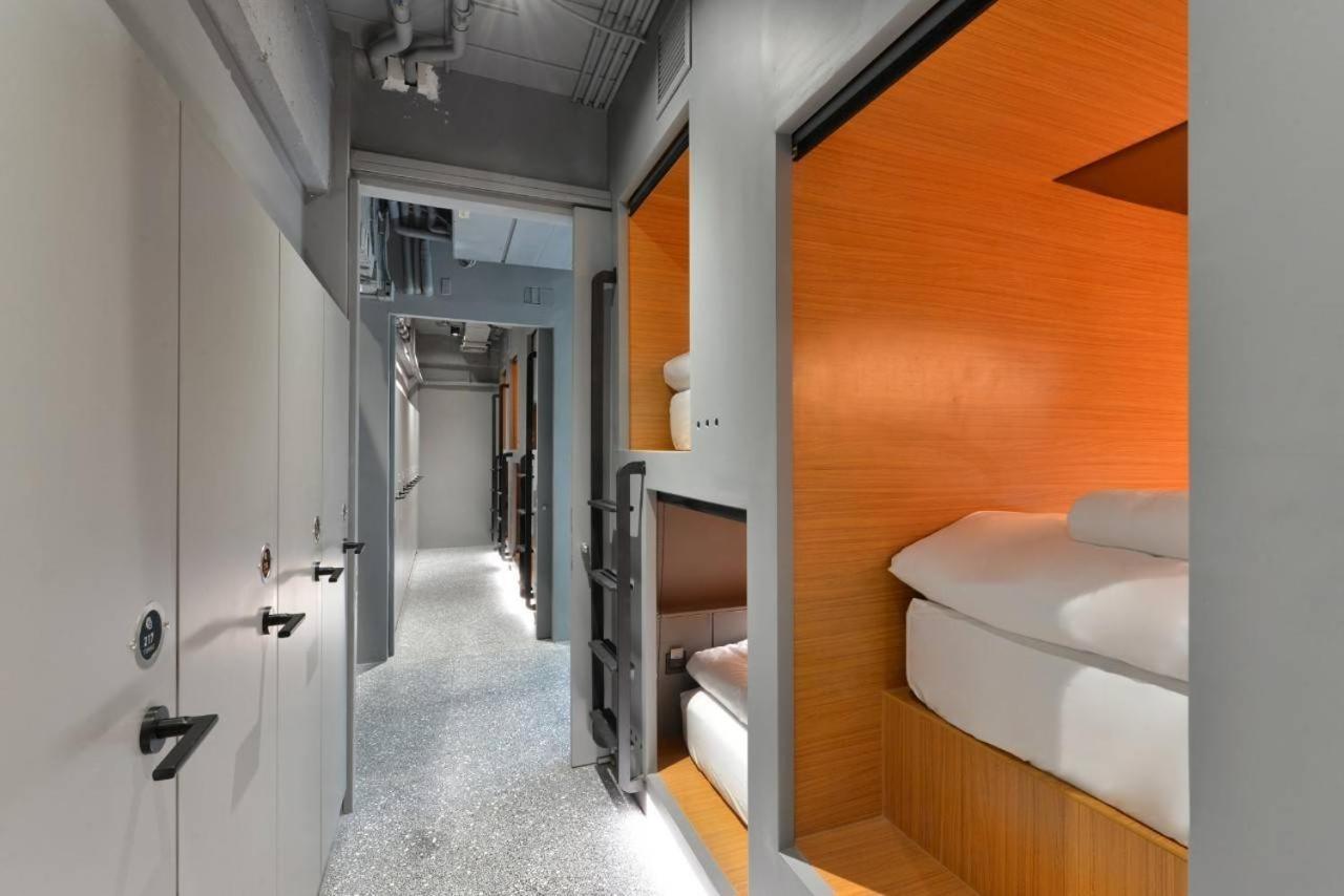 Tiang Studio Bangkok Bagian luar foto